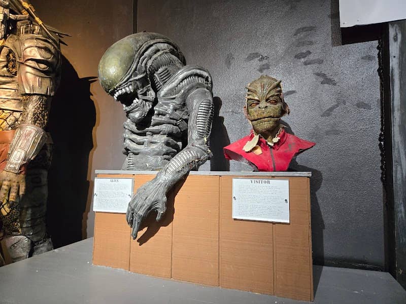 Outpost 51 Alien Museum - Image 2