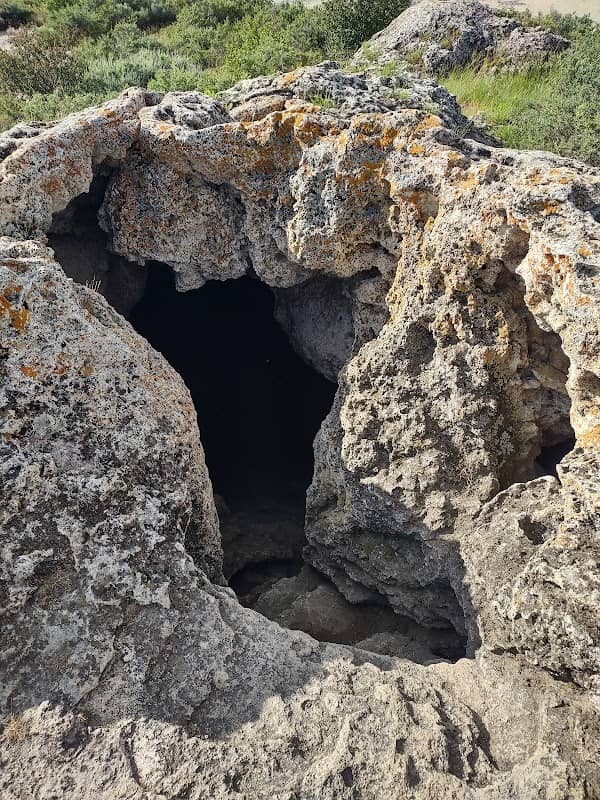 Formation Springs Cave - Image 1