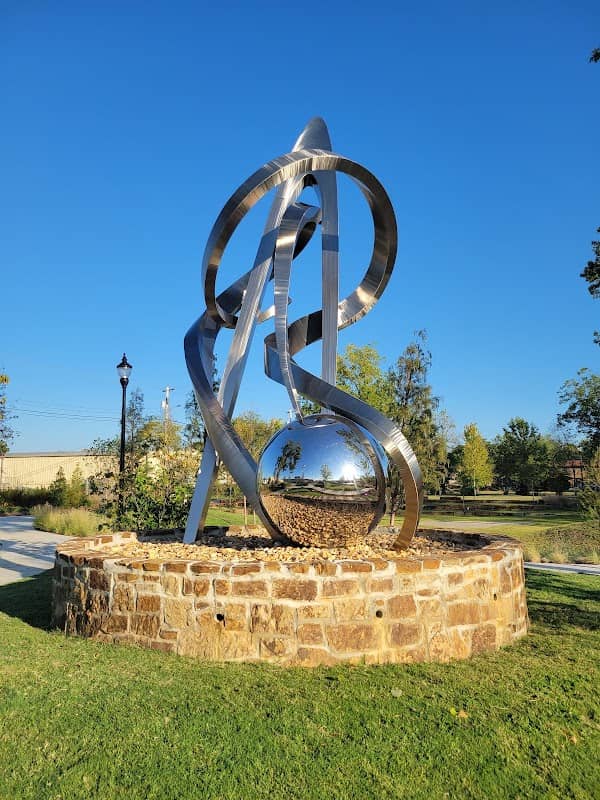 Martin Luther King Jr. Square - Image 2