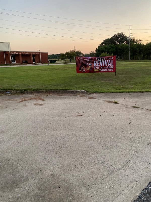 Searcy County Civic Center - Image 1