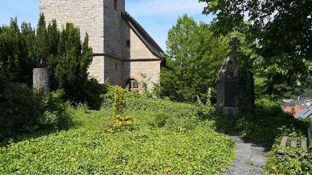 Kriegerdenkmal Bobstadt - Image 1
