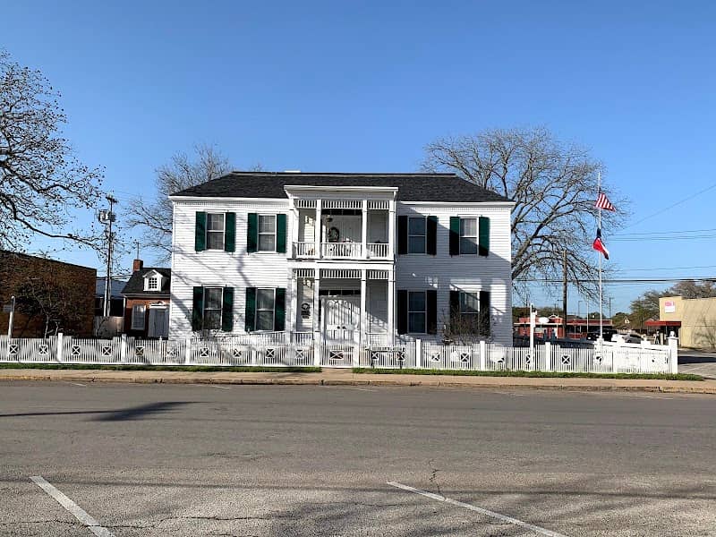 Lee County Museum / Schubert-Fletcher House - Image 1