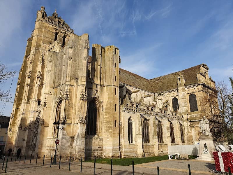 Church of Saint Pierre - Image 2