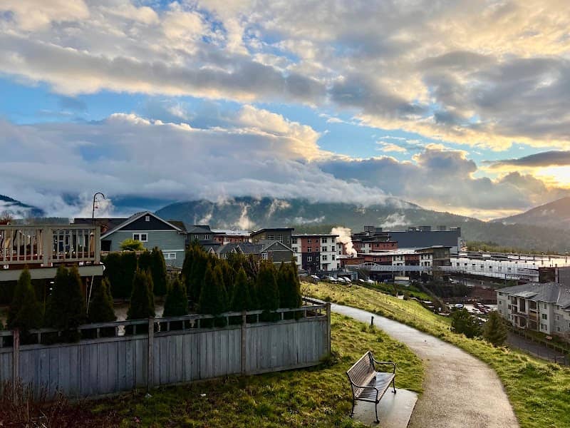 Vista Park - Image 1