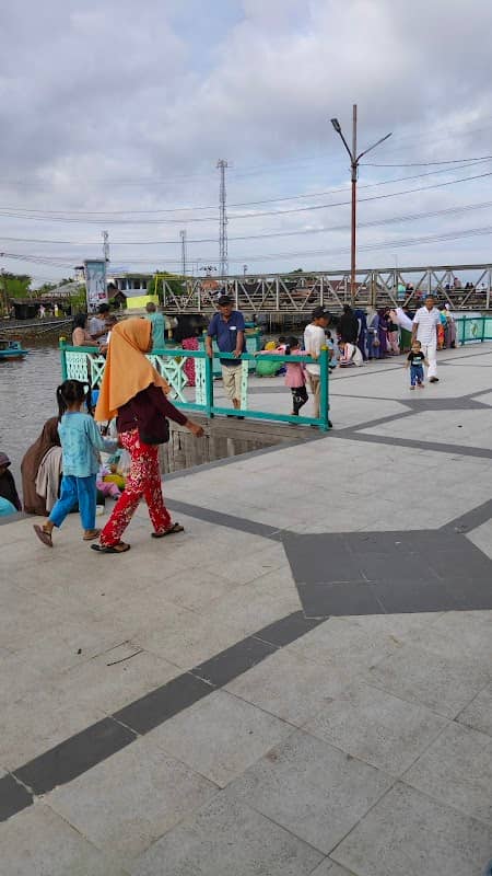 Mini Floating Market - Image 2