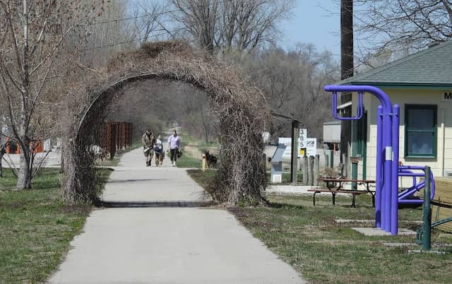 Malvern Wabash Trace Nature Trail - Image 1