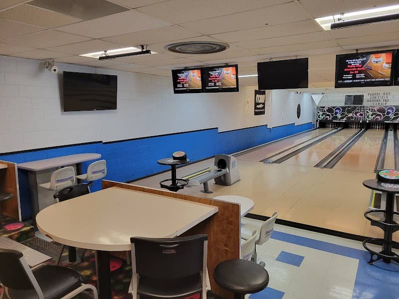 Pindale Lanes - Image 1