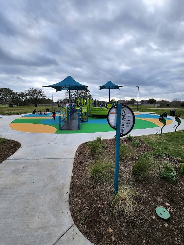 Lakeside Park - Image 2