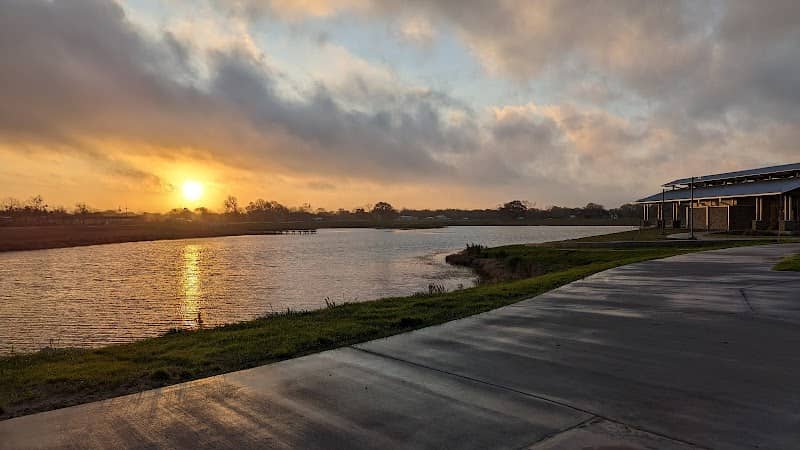 Lakeside Park - Image 1
