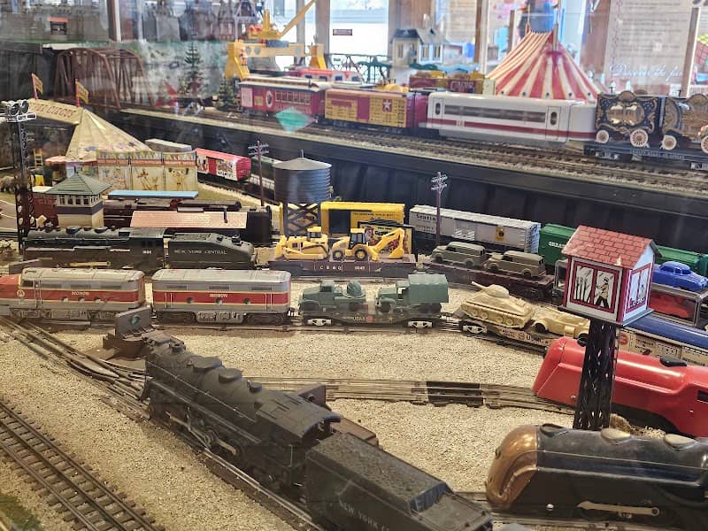 Toy Town Junction - Image 2