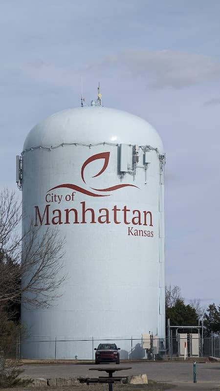 Manhattan Sign - Image 2