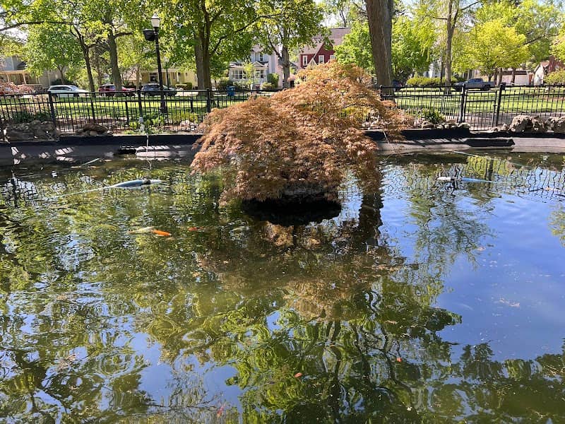 Coral Rock Fountain at Centennial Park - Image 2