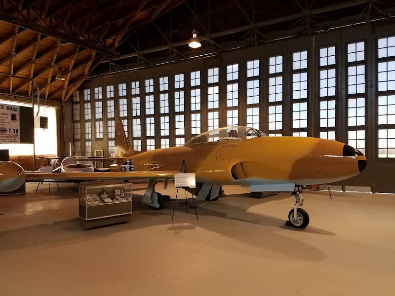 Hangar 25 Air Museum - Image 1
