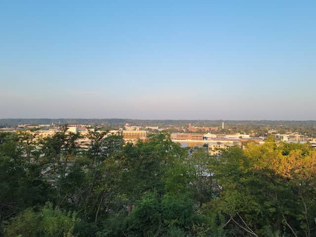 Lookout Park - Image 2