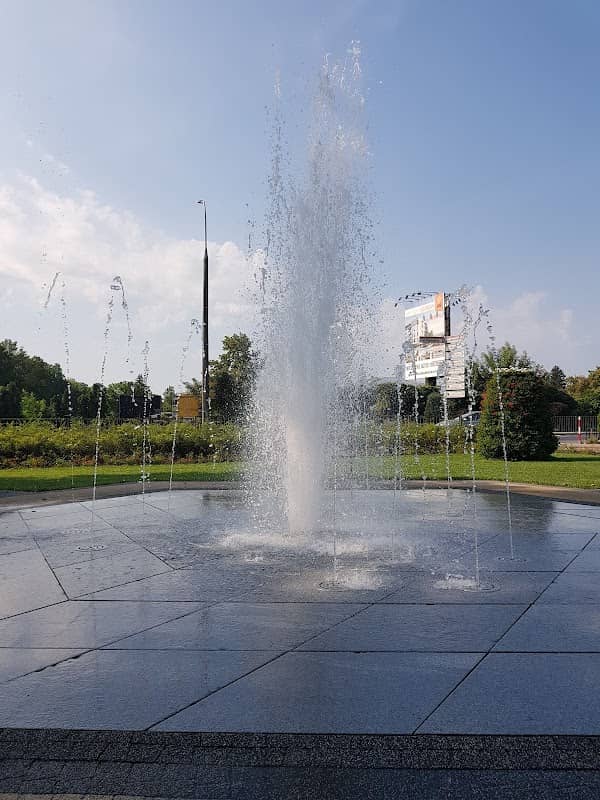 Fontanna - Image 1