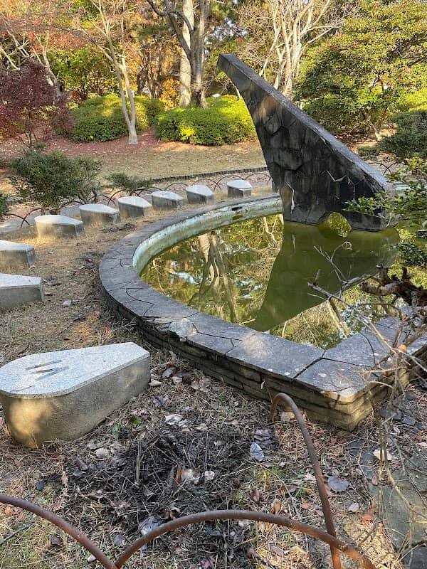 Sundial - Image 3