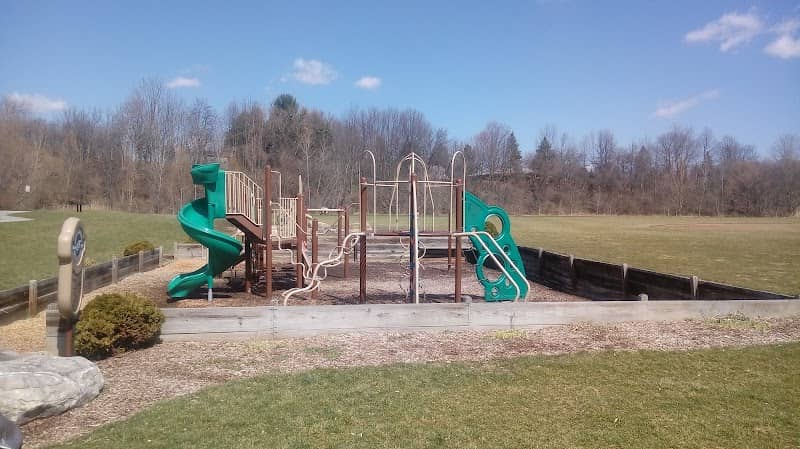 Mertensia Park - Image 2