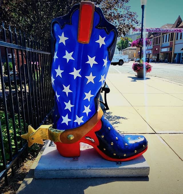 'Patriotism' Boot - Image 1