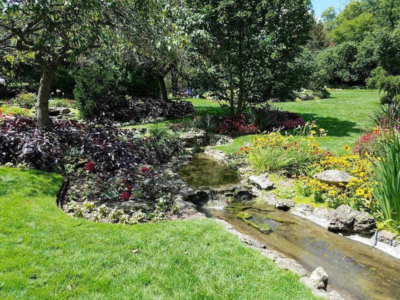 Smith Gardens - Image 1