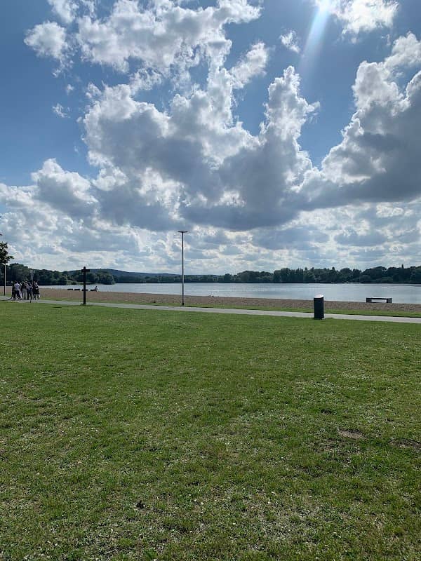 Skulpturen auf der Insel im Salzgitter See - Image 1