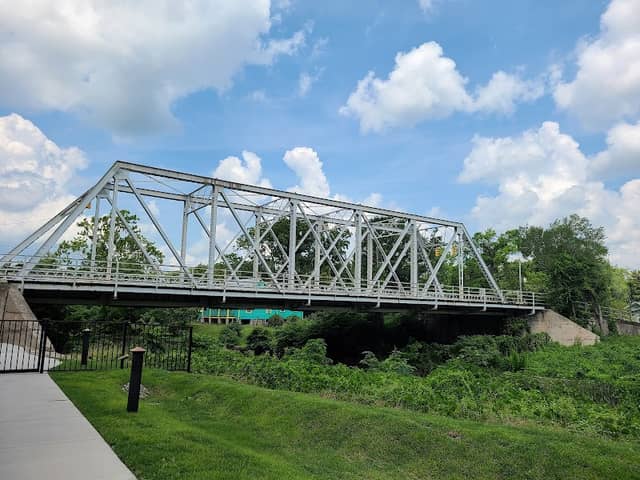 One Tree Hill: The Bridge - Image 2