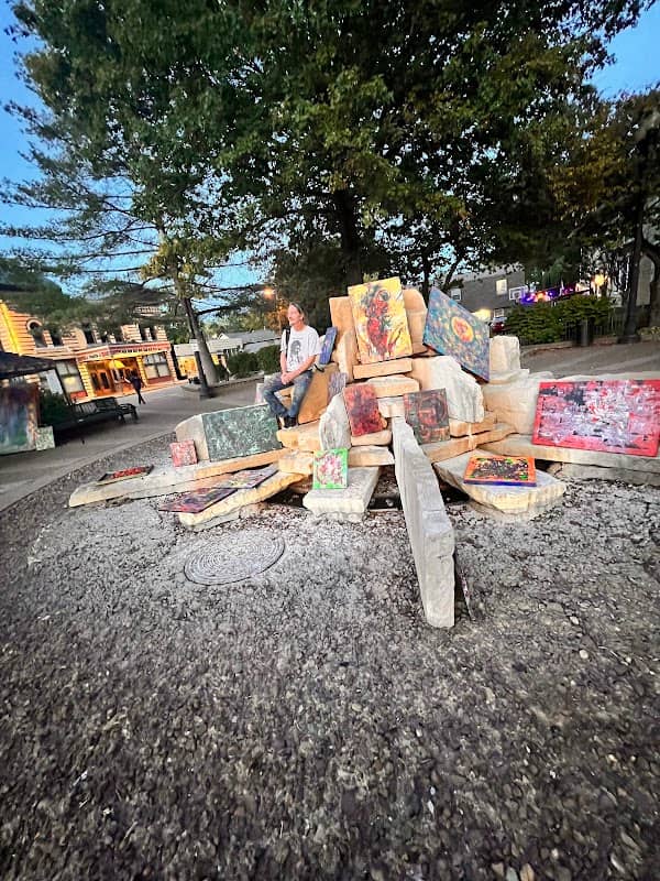 Haynie's Corner Fountain - Image 1