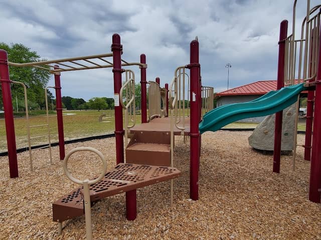 Julia Lester Dillon Park - Image 3