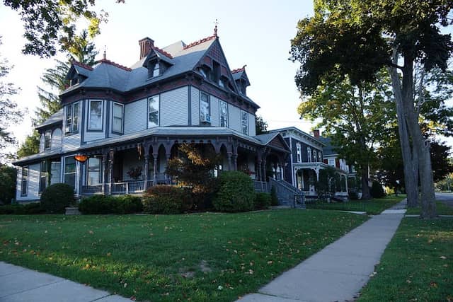 Oneonta Downtown Historic District - Image 2