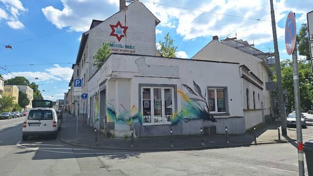 BSL Graffiti - Image 1