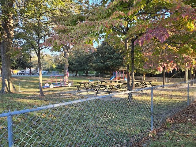 Park - Image 1