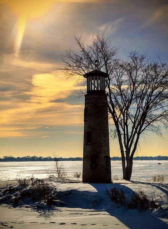 Asylum Point Park - Image 1