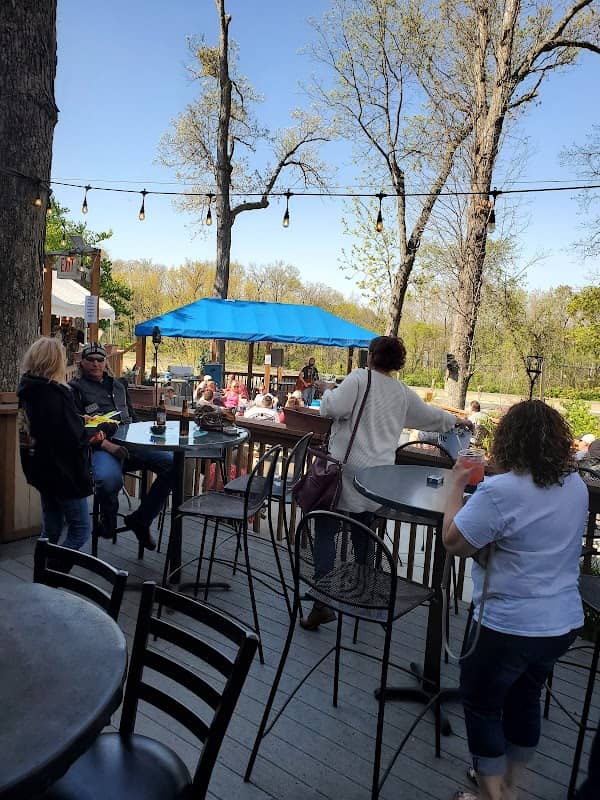 Jim & Deb's Lakeside Pub - Image 1