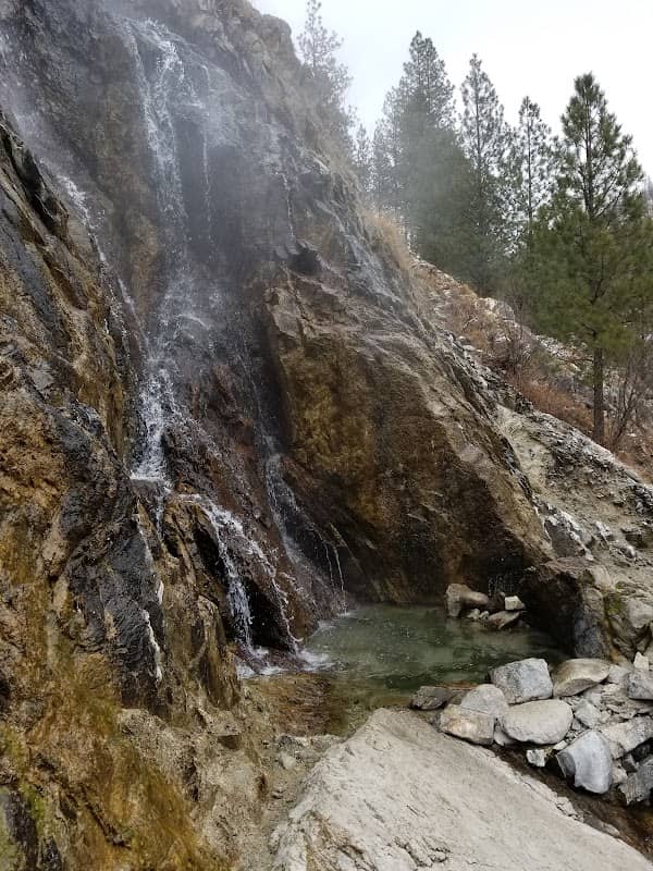 Pine Flats Hot Spring Parking - Image 1