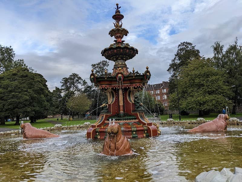 Fountain Gardens - Image 1