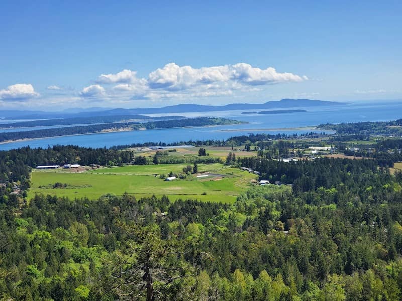 ȽÁU,WELṈEW̱/John Dean Provincial Park - Image 1
