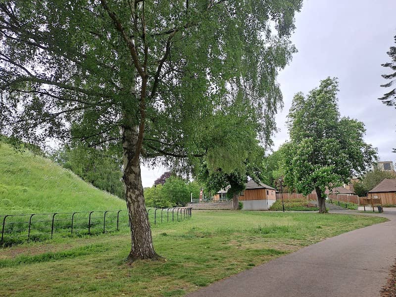 Castle Park - Image 2