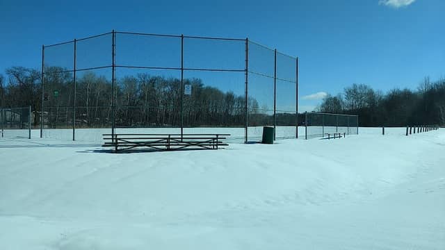 Pinger's Plaza Park - Image 2