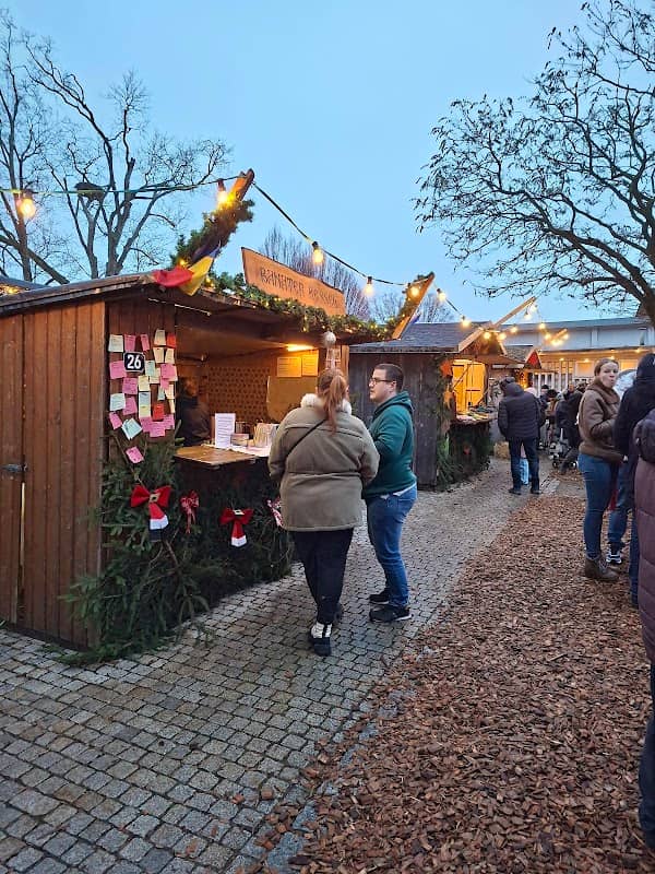 Weihnachtsmarkt und immer am ersten Wochenende - Image 1