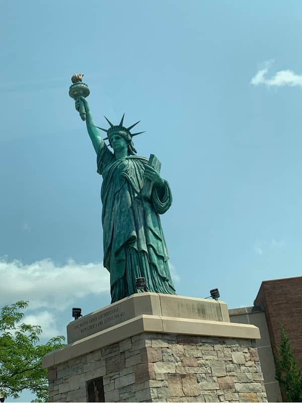 Statue Of Liberty Replica - Image 2