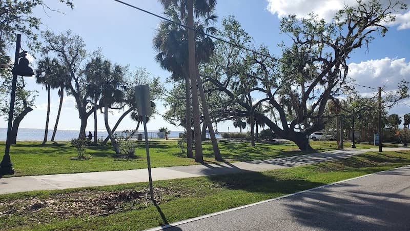Bayshore Live Oak Park - Image 1
