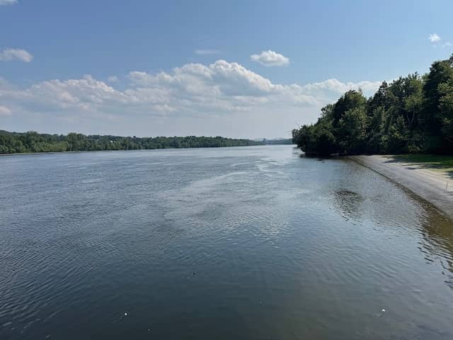 Cromwell Landing - Image 1