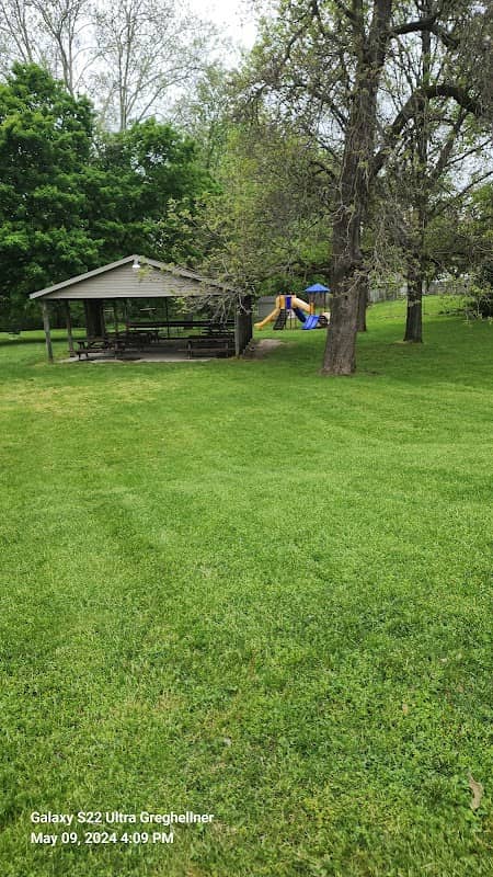 Elizabeth Park - Image 1