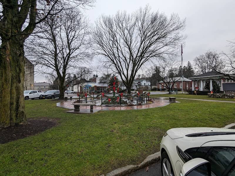 Lafayette Park - Image 1