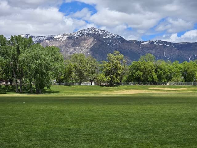 Mountain View Park - Image 2