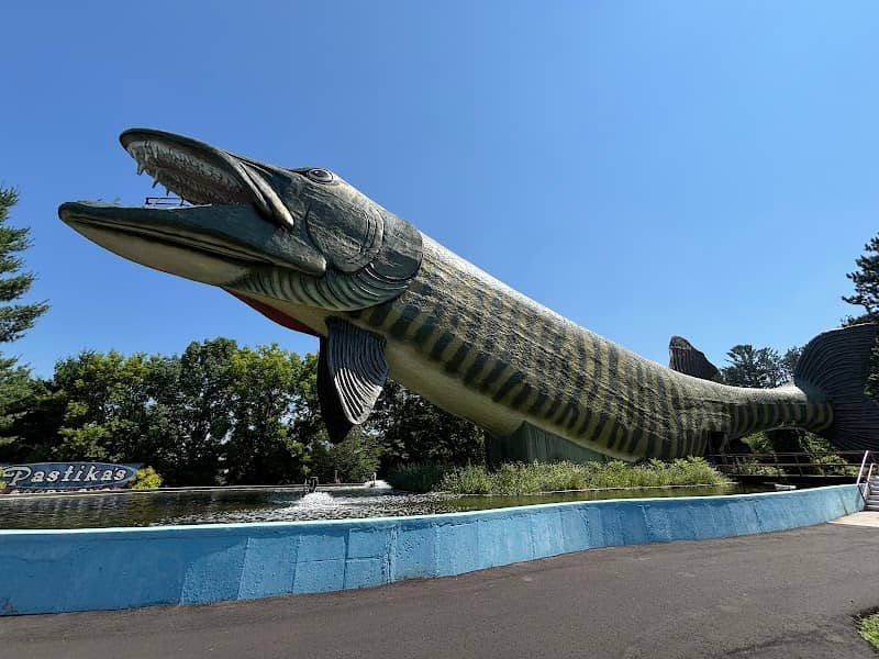 Freshwater Fishing Hall of Fame - Image 1