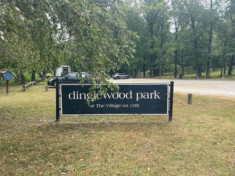 Dinglewood Park - Image 1