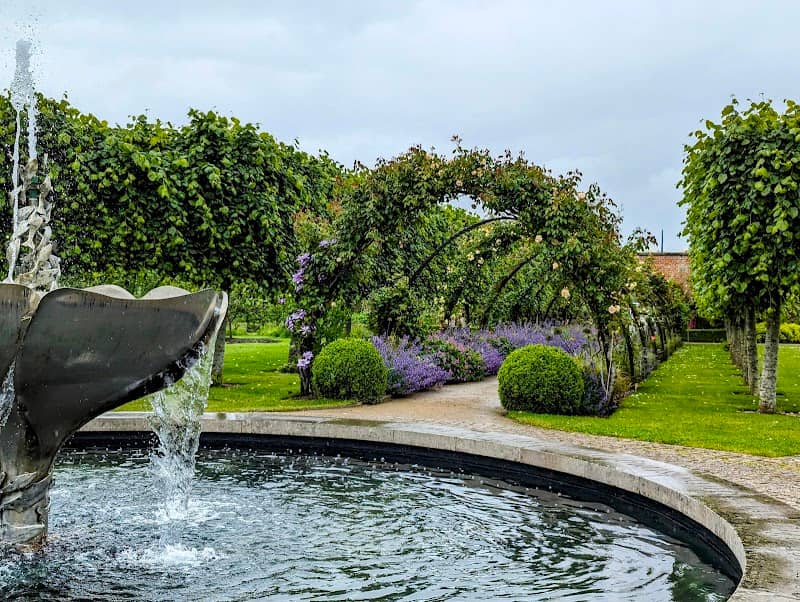 Bangor Castle Walled Garden - Image 2