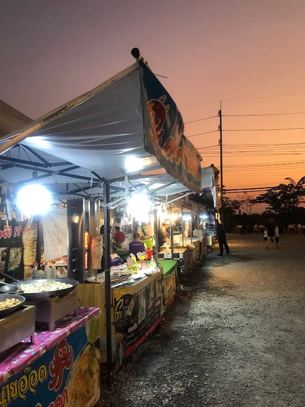 ตลาดเศรษฐี ประชาอุทิศ 131 - Image 1