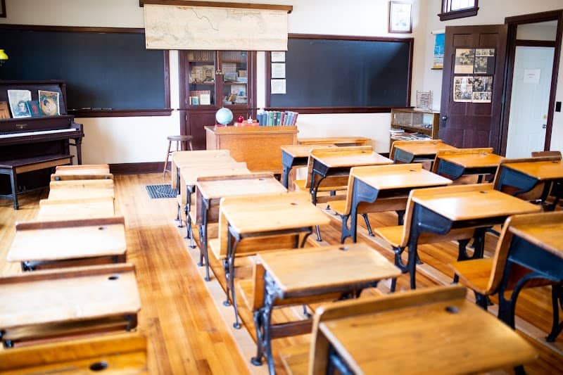 Bennett School - Image 1