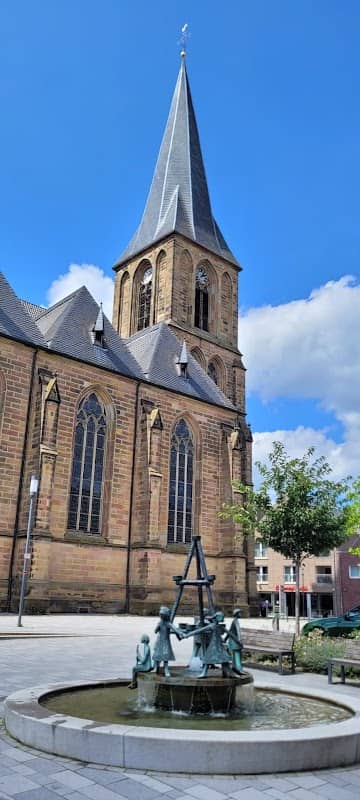 Lambertus-Brunnen, Ochtrup - Margarete Katharina Wiggenn (1979) - Image 1
